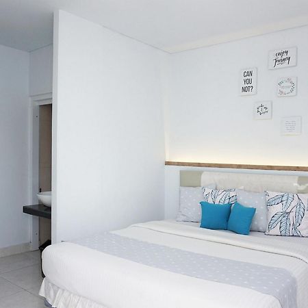 Reddoorz Near Jalan Gatot Subroto Barat Denpasar Hotel Ngoại thất bức ảnh